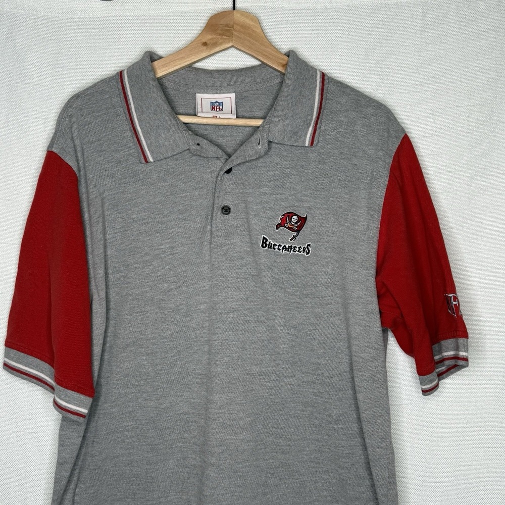 VTG 2003 Tampa Bay Buccaneers NFL Polo Shirt Mens L Gray Red Embroidered